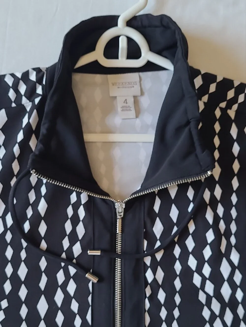 Chico's Black & White Diamond Rain Zip Jacket. Sz. XXL. NWOT.